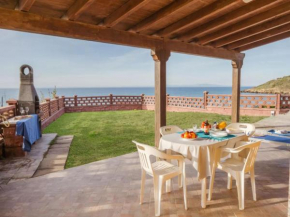 Seafront apartment with stunning Asinara views